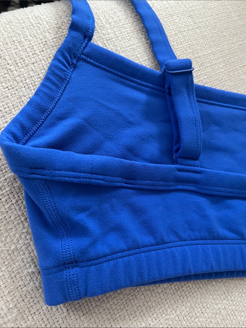 Aritzia Sports Bra Size Small - Picture 5 of 8